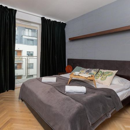 Superior Apartment With Balcony & Parking Gdansk By Noclegi Renters Prestige Buitenkant foto