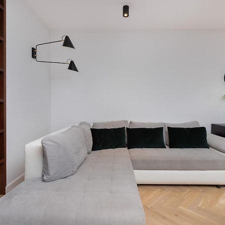 Superior Apartment With Balcony & Parking Gdansk By Noclegi Renters Prestige Buitenkant foto