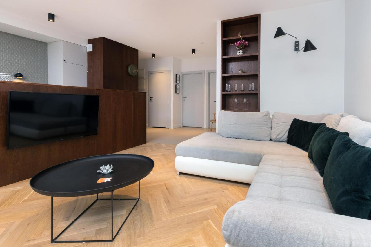 Superior Apartment With Balcony & Parking Gdansk By Noclegi Renters Prestige Buitenkant foto