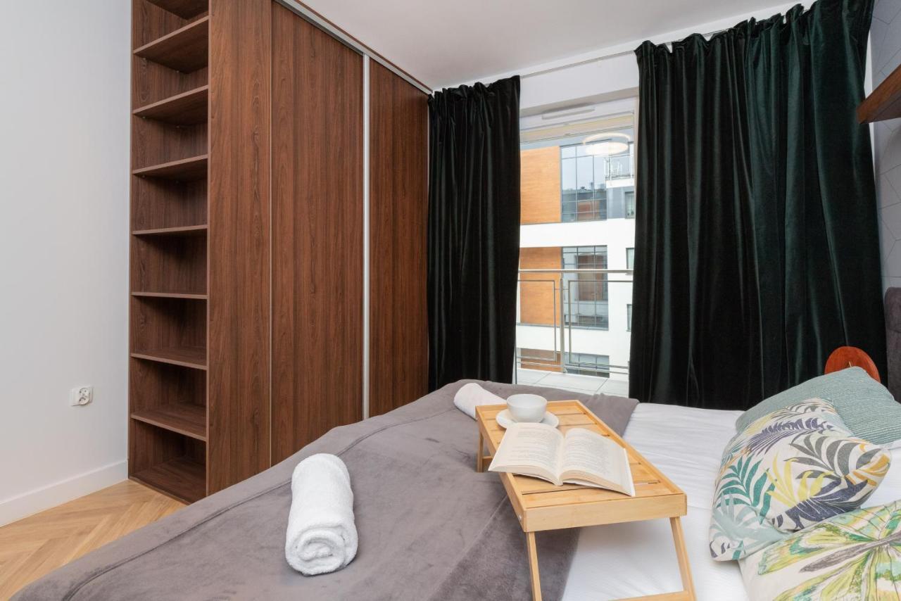 Superior Apartment With Balcony & Parking Gdansk By Noclegi Renters Prestige Buitenkant foto