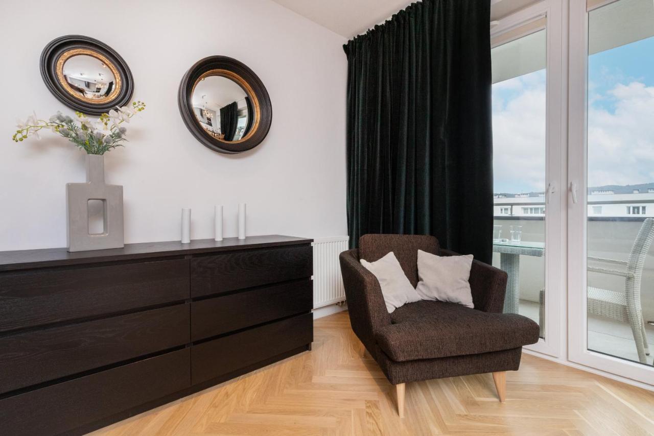 Superior Apartment With Balcony & Parking Gdansk By Noclegi Renters Prestige Buitenkant foto